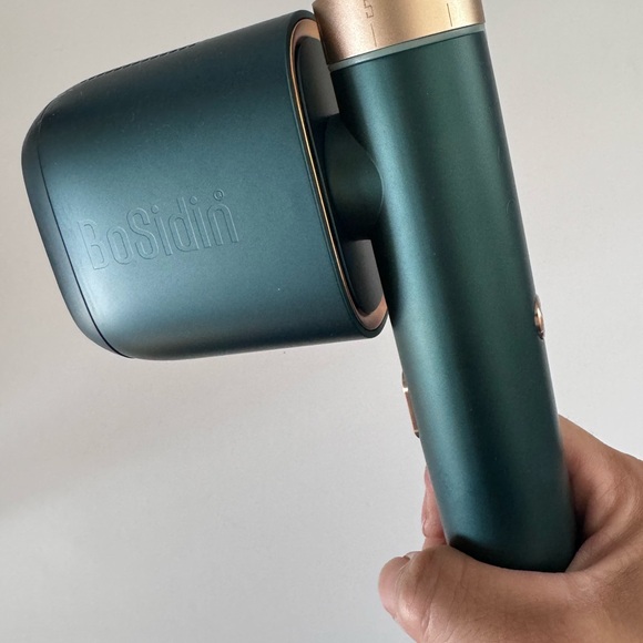 Laser Hair Removal - Picture 3 of 8